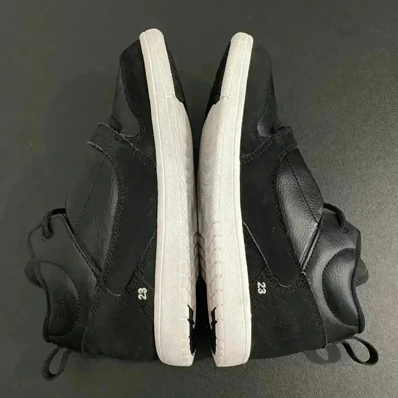 Nike Air Jordan Fadeaway GS Black Sneakers - Picture 8 of 12